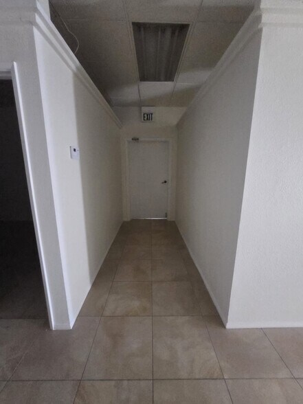 More Photos Of 44143-44147 20th St W, Lancaster Medical For Sale