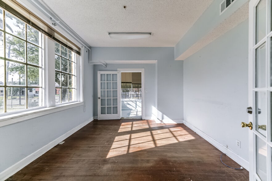 More Photos Of 1424 45th st, Galveston Land For Sale