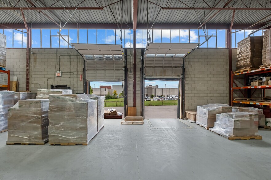 More Photos Of 20 Voyager Ct, Toronto Warehouse For Sale