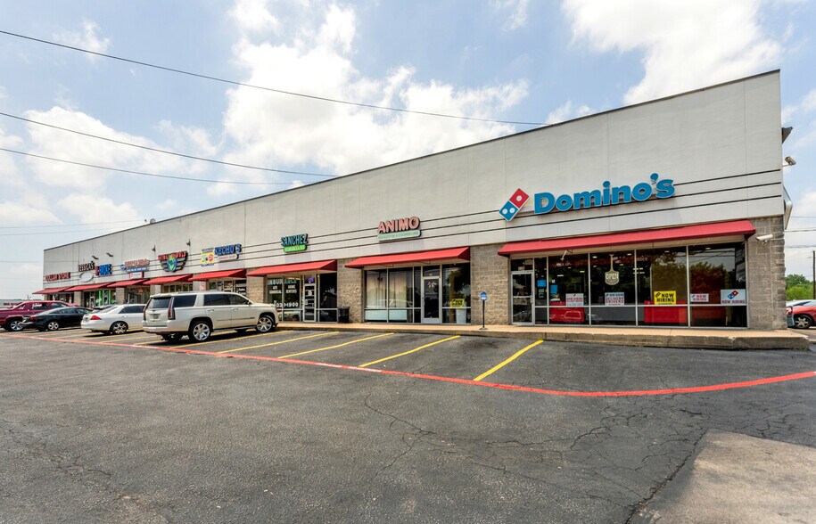 More Photos Of 1050 N Westmoreland Rd, Dallas Unknown For Lease