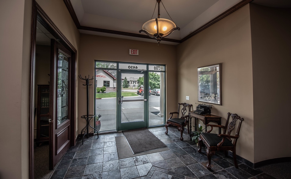 More Photos Of 4450 Erin Dr, Eagan Medical For Lease