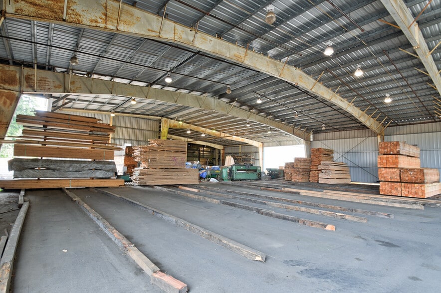 More Photos Of 98 US Highway 101 Hwy, Hoquiam Lumberyard For Sale