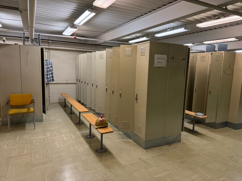 More Photos Of 700 Dura Beauty Ln, Wisconsin Rapids Warehouse For Lease