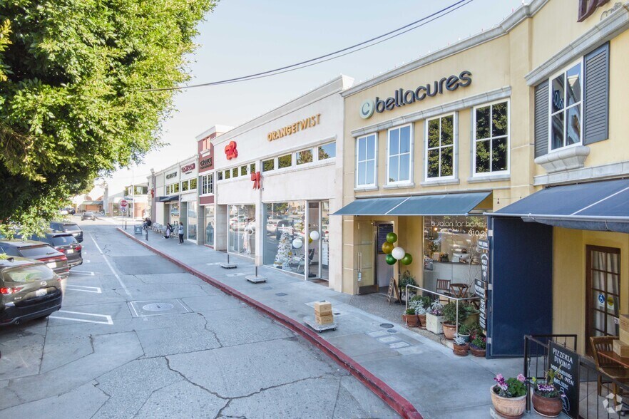 More Photos Of 131-147 Barrington Ave, Los Angeles Unknown For Lease