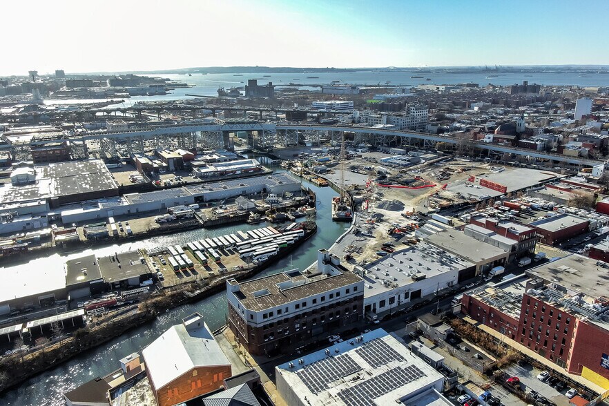 More Photos Of 98 4th St, Brooklyn Light Manufacturing For Lease