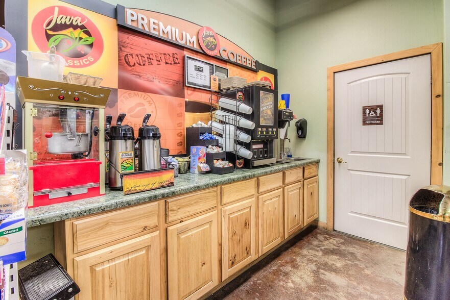 More Photos Of 8590 WA-410, Naches Convenience Store For Sale