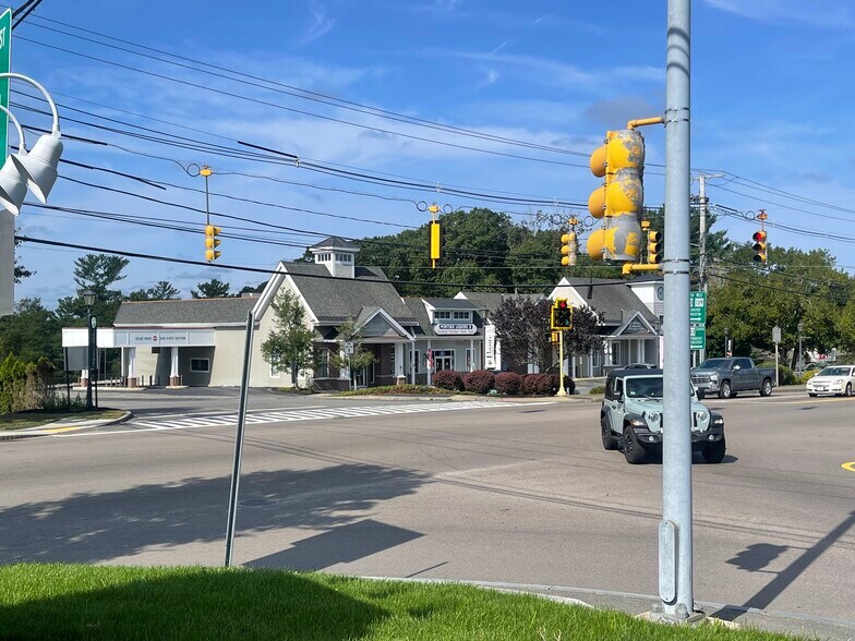 More Photos Of 75 Washington St, Pembroke General Retail For Sale