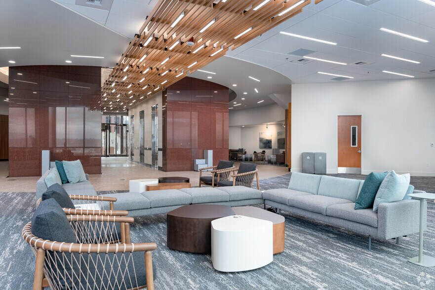 More Photos Of 909 A St, Tacoma Office For Lease