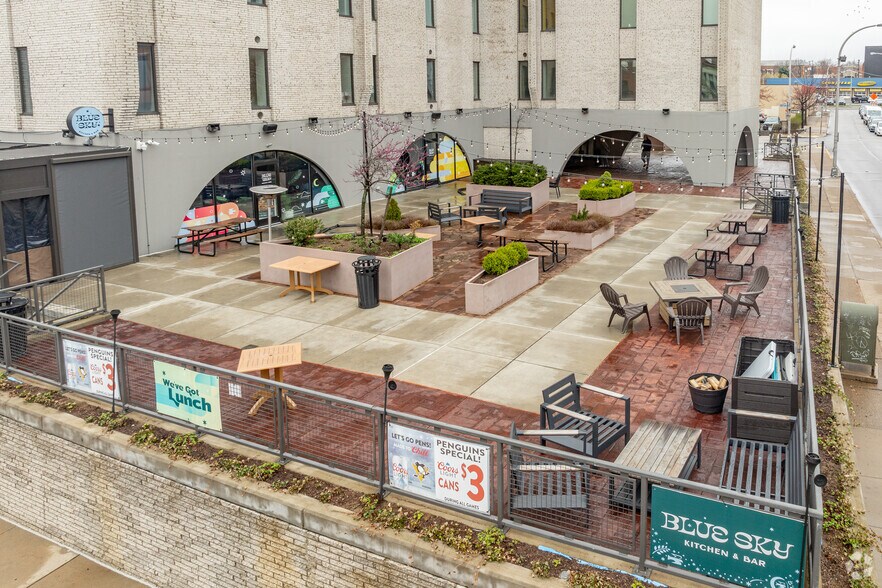 More Photos Of 211 N Whitfield St, Pittsburgh Office For Lease