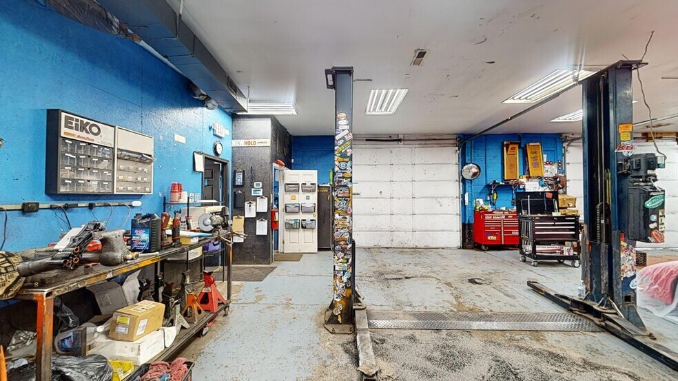 More Photos Of 2020 Chaneyville Rd, Owings Auto Repair For Sale