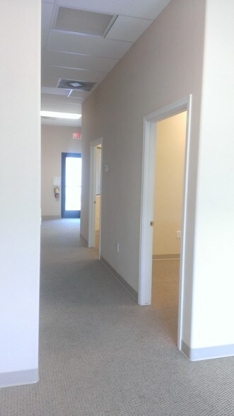 More Photos Of 512 E Whitehouse Canyon Rd, Green Valley Medical For Sale