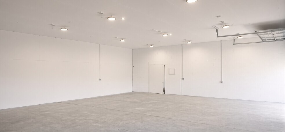More Photos Of 1305 State Route 28, Milford General Retail For Lease