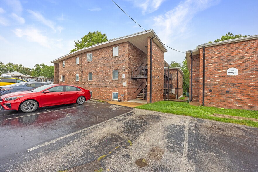 More Photos Of 4127 Geraldine Ave, Saint Ann Apartments For Sale