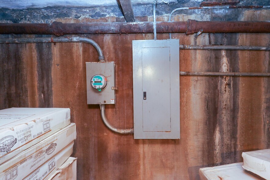 More Photos Of 1200 Castleton Ave, Staten Island Storefront For Sale