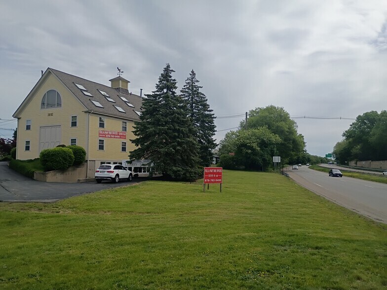 More Photos Of 10 Liberty St, Danvers Office For Sale