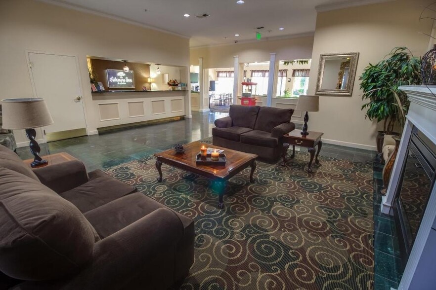 More Photos Of 4019 S Loop 289, Lubbock Hotel For Sale