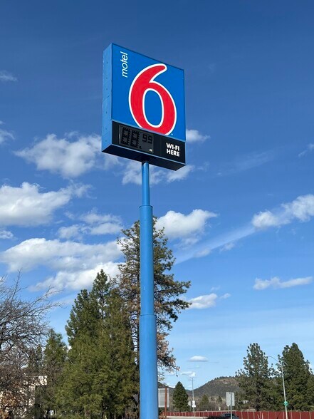 More Photos Of 1785 S Main St, Yreka Hospitality For Sale