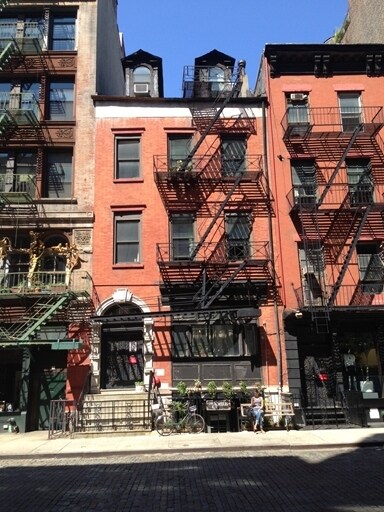More Photos Of 26 Bond St, New York Apartments For Lease