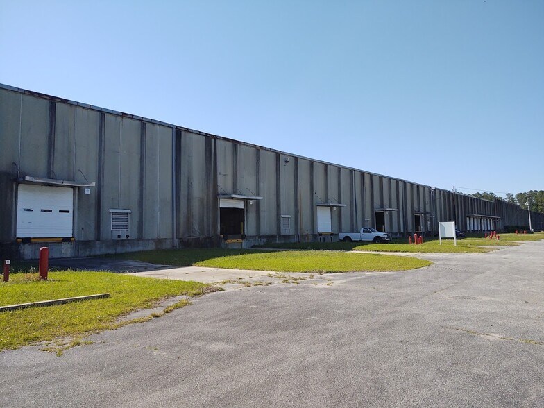 More Photos Of 9100 Lackey Rd NE, Leland Unknown For Lease