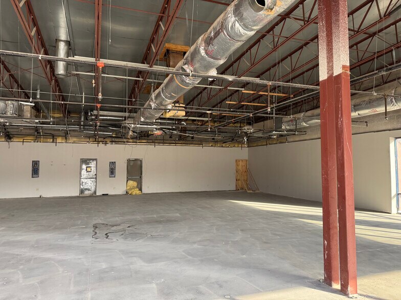 More Photos Of 2650 John Harden Dr, Jacksonville Freestanding For Lease