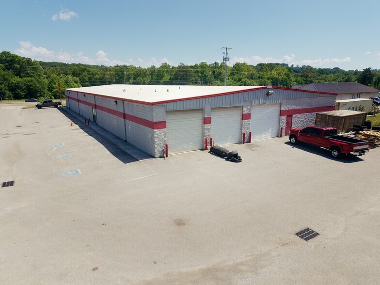 More Photos Of 1345 Callahan Dr, Knoxville Distribution For Sale