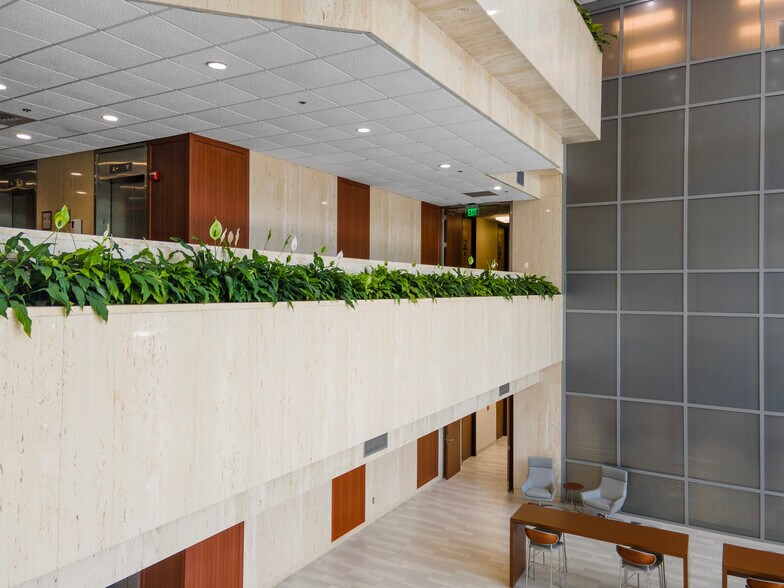 More Photos Of 850 Trafalgar Ct, Maitland Office For Lease