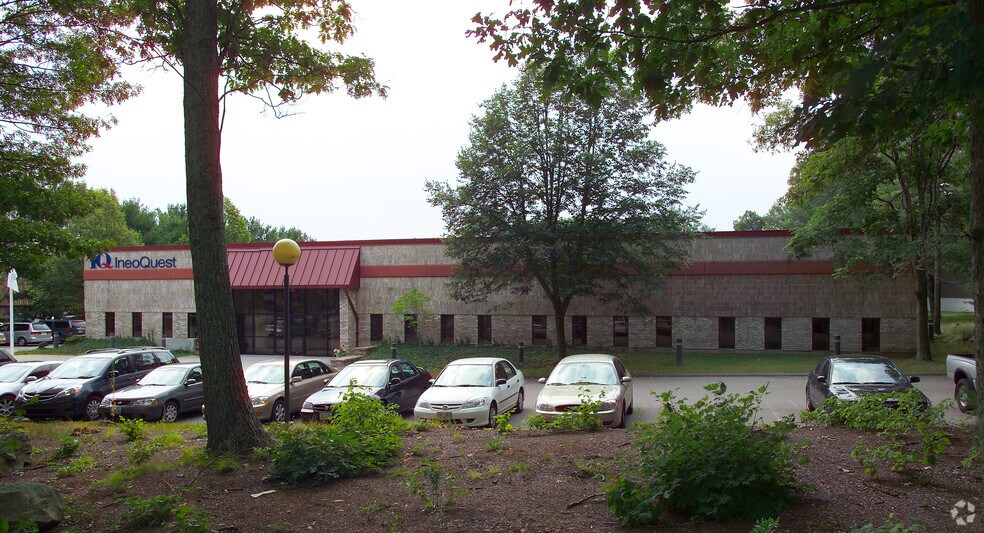 More Photos Of 170 Forbes Blvd, Mansfield Light Manufacturing For Lease