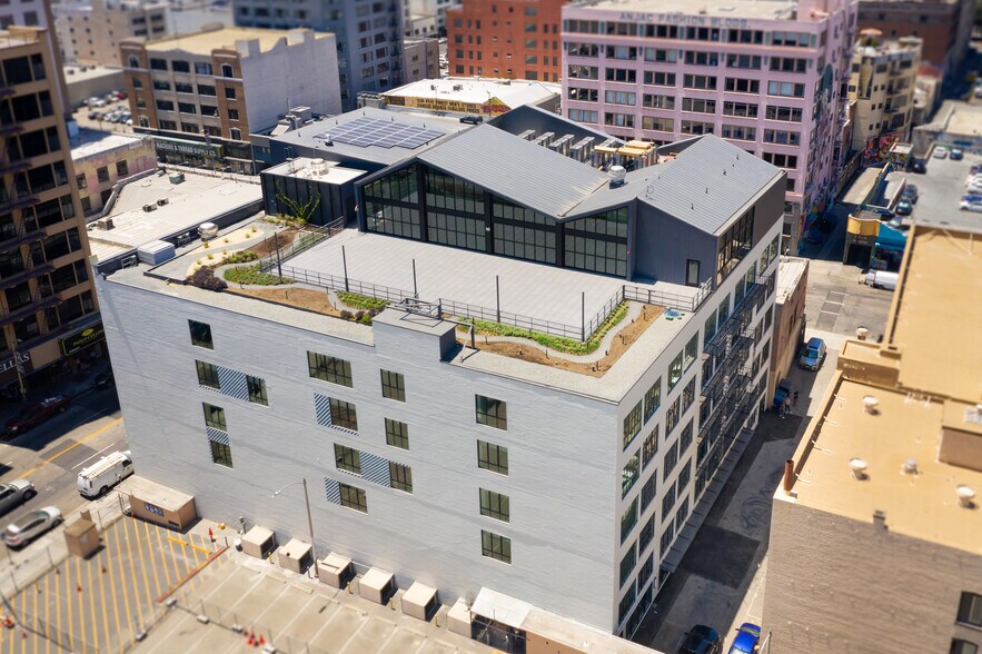 More Photos Of 755 S Los Angeles St, Los Angeles Loft Creative Space For Lease