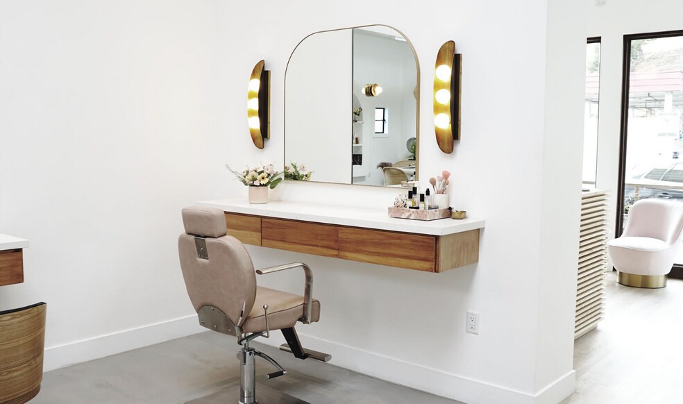 More Photos Of 2468-2476 Glendale Blvd, Los Angeles General Retail For Sale