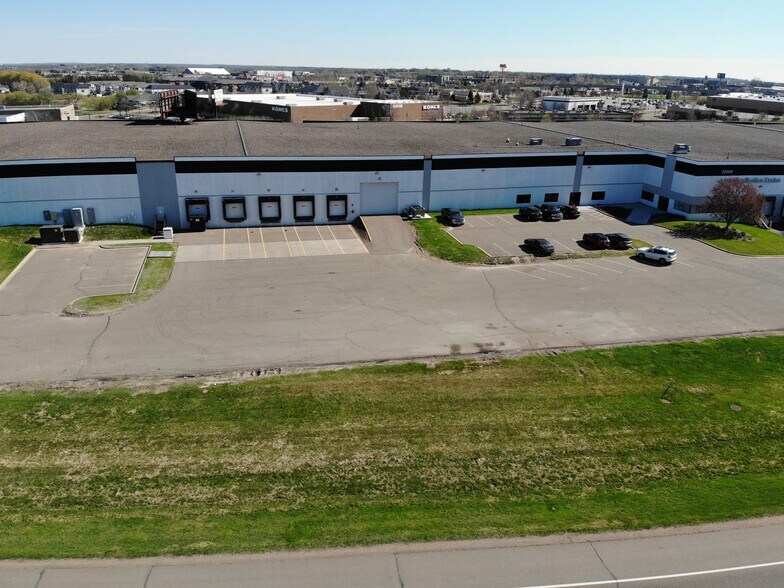 More Photos Of 22000 Industrial Blvd, Rogers Distribution For Lease