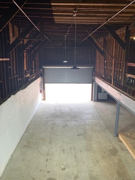 More Photos Of 367 Somerset St, Plainfield Warehouse For Sale