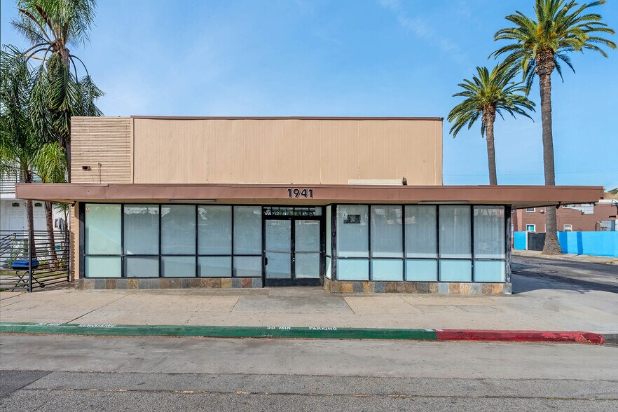 Primary Photo Of 1941 Atlantic Ave, Long Beach Convenience Store For Sale
