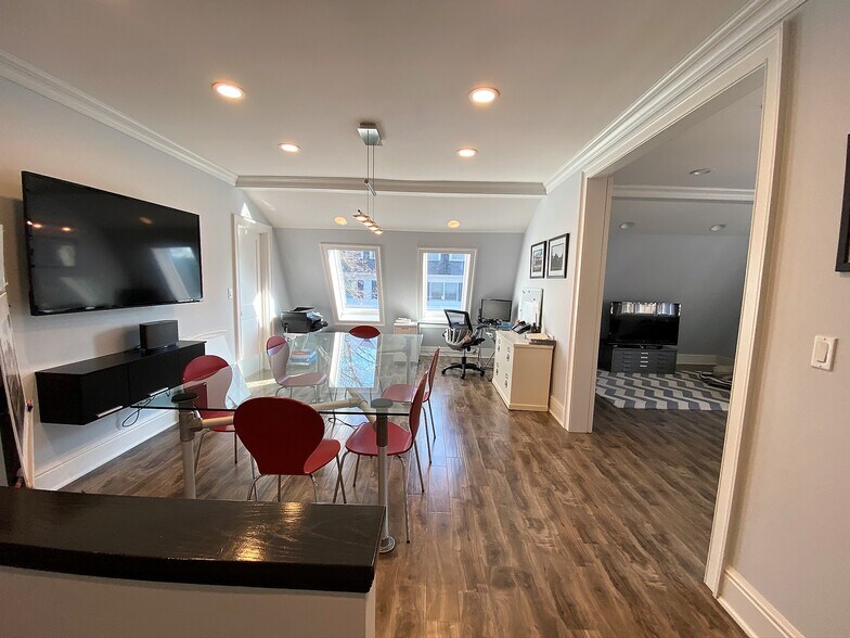 More Photos Of 215 River Road Ext, Cos Cob Office For Lease