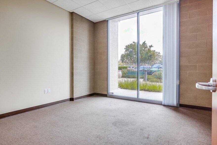 More Photos Of 16520 Bake Pky, Irvine Office For Lease