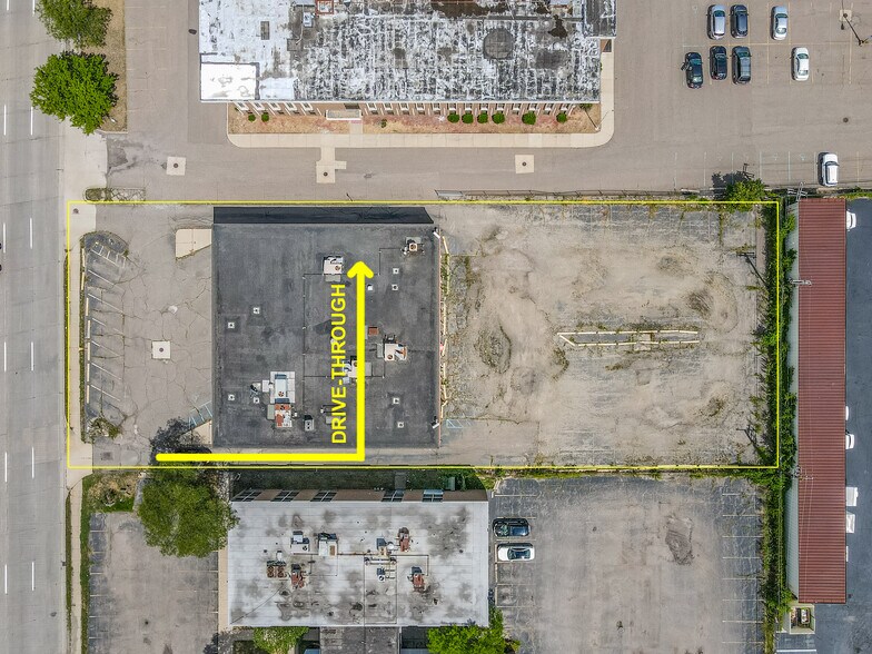 More Photos Of 20800 Greenfield Rd, Oak Park Medical For Sale