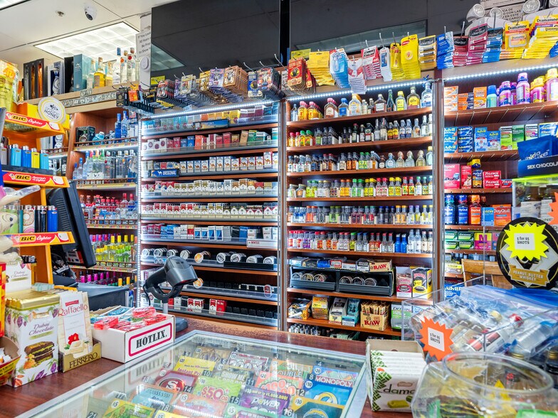 More Photos Of 6000 Mariposa Rd, Oak Hills Service Station For Sale