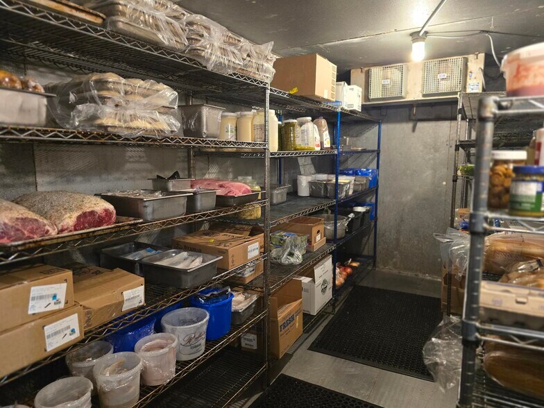 More Photos Of 6510 S Hwy 13, Wisconsin Rapids Restaurant For Sale
