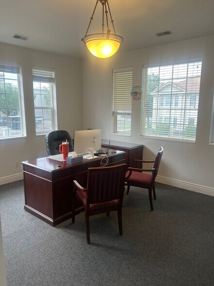More Photos Of 9537 S 700 E, Sandy Office For Sale