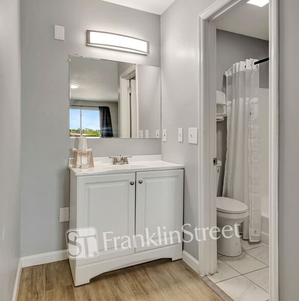 More Photos Of , Nashville Multifamily For Sale