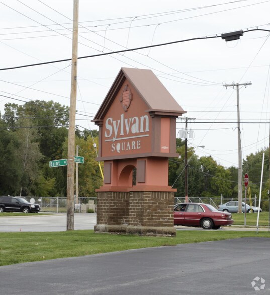 More Photos Of 4900 N Mccord Rd, Sylvania Unknown For Lease