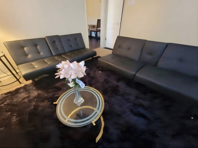 More Photos Of 58 W Nottingham Rd, Dayton Apartments For Sale