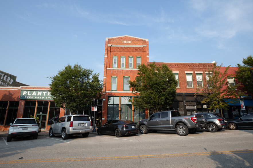 Primary Photo Of 523 Walnut St, Kansas City Office For Lease