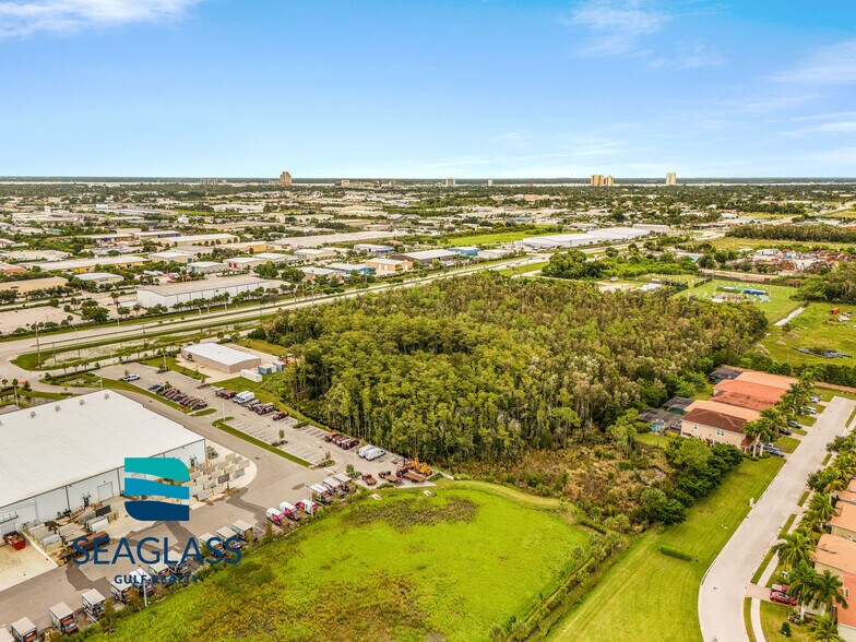 More Photos Of 3890 Veronica S Shoemaker Blvd, Fort Myers Warehouse For Sale