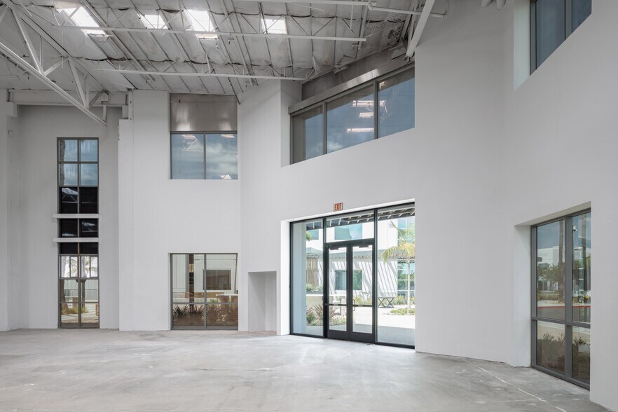 More Photos Of 6215 El Camino Real, Carlsbad Light Manufacturing For Sale