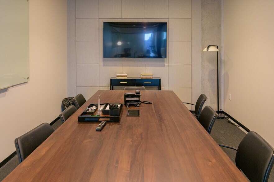 More Photos Of 252 NW 29th St, Miami Coworking Space