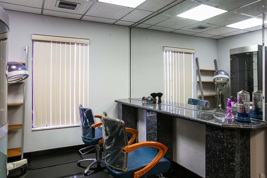More Photos Of 3000 N University Dr, Coral Springs Office For Sale