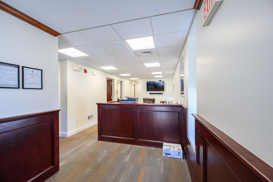 More Photos Of 745 E Squantum St, Quincy Office For Sale