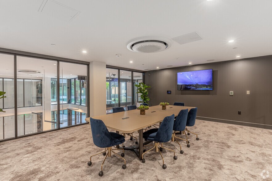 More Photos Of 375 Camino De La Reina, San Diego Multifamily For Sale