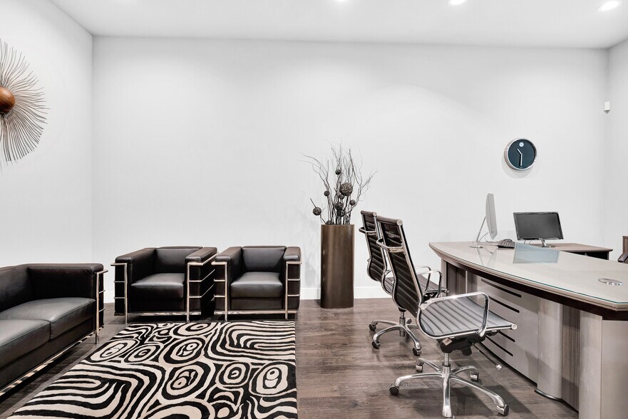 More Photos Of 4425 Plano Pkwy, Carrollton Office For Lease