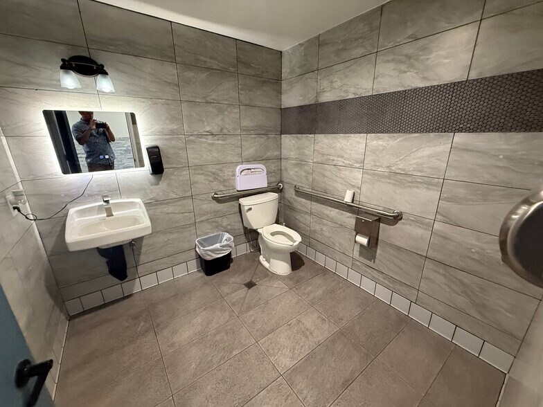 More Photos Of 715 N Maclay Ave, San Fernando Restaurant For Sale